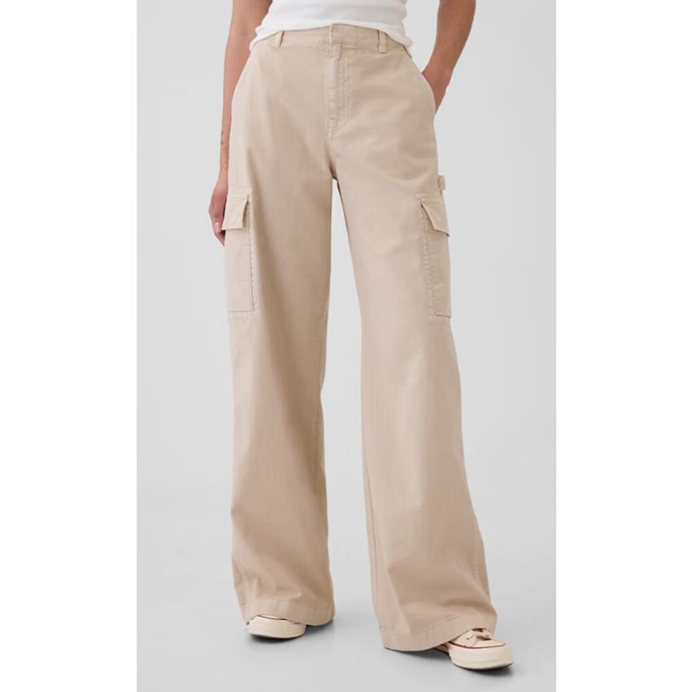 Gap Mid Rise Baggy Cargo Pants Wide Leg Beige Utility Pants Y2K Vibe Size 4